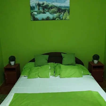 Izisz Apartment